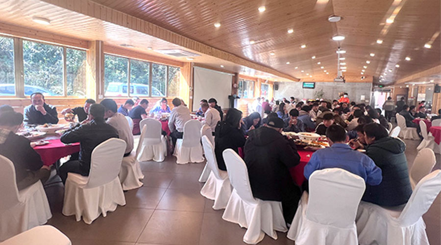 金環(huán)電器開工宴！吃飽喝足加油干迎戰(zhàn)2023！