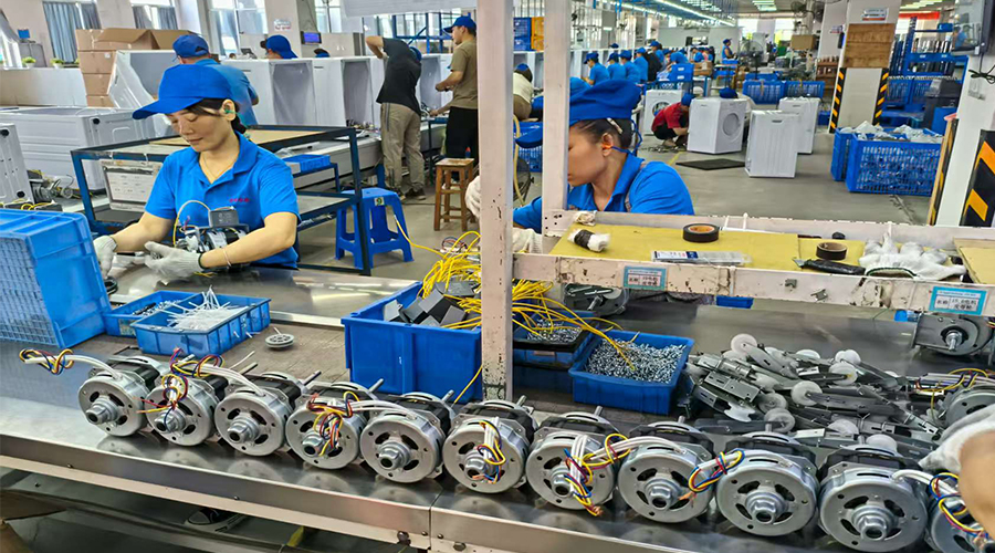 選擇靈活定制的合作伙伴，而非僅僅是制造商